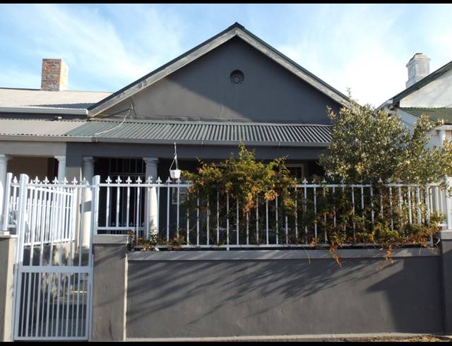 2 bed property to rent in OBSERVATORY